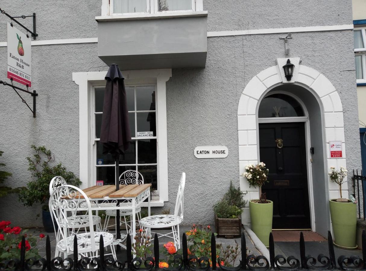 Eaton House Hotel Pembroke Kültér fotó